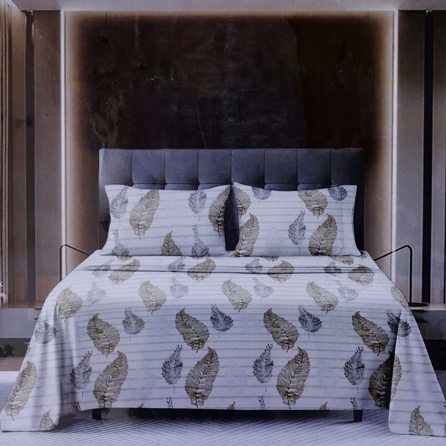 Elegant Leaf – Nature-Inspired Bedsheet Set