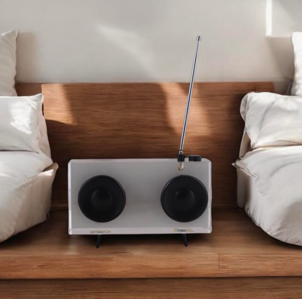 Vintage Style Crystal Glass Radio Sculpture